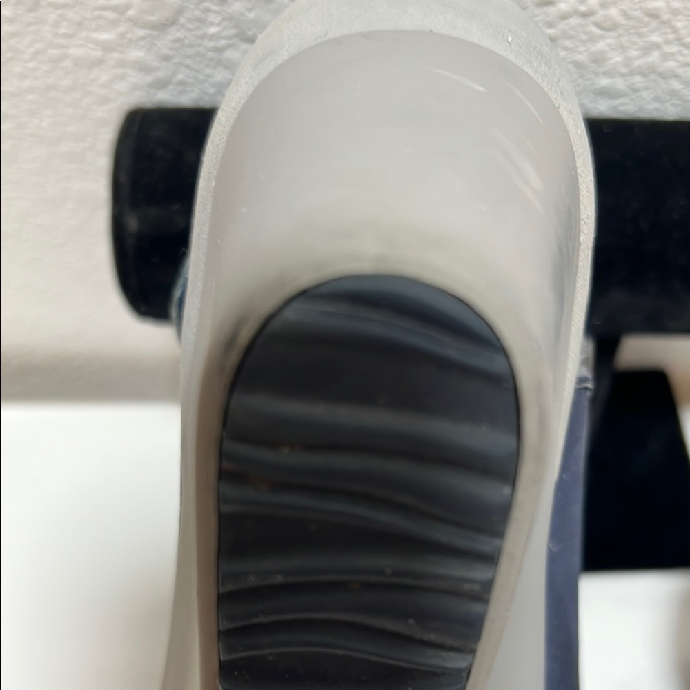 Tsubo Women's Navy (patent & suede) and Gray Wedge Shoes - Picture 6 of 7
